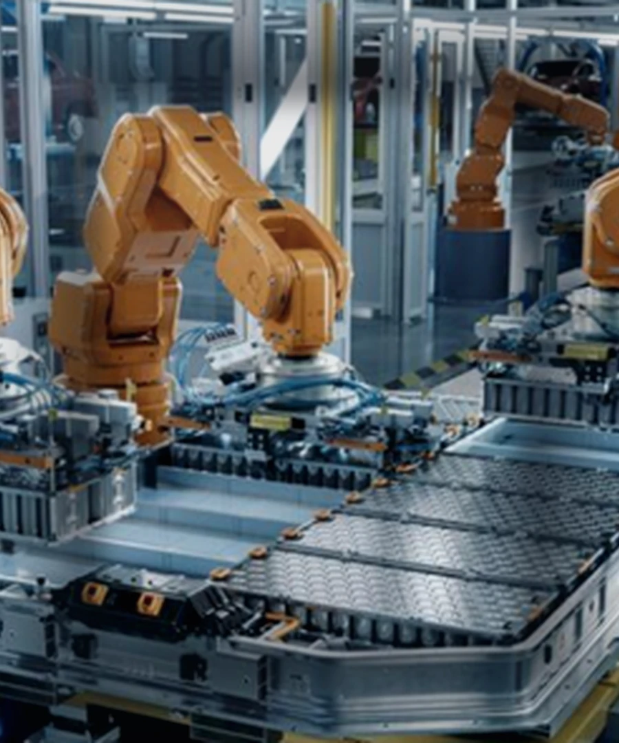 로봇 셀과 설비 업그레이드 라인